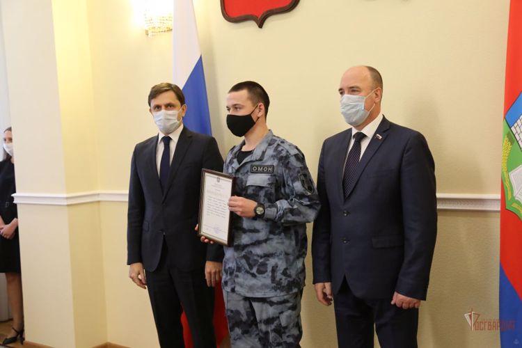 Стажировку в орловском ОМОН проходит командир отряда поисковиков