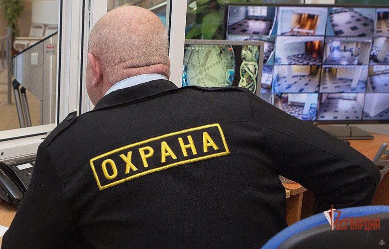 В Орле сотрудники Росгвардии планово проверяют частные охранные предприятия