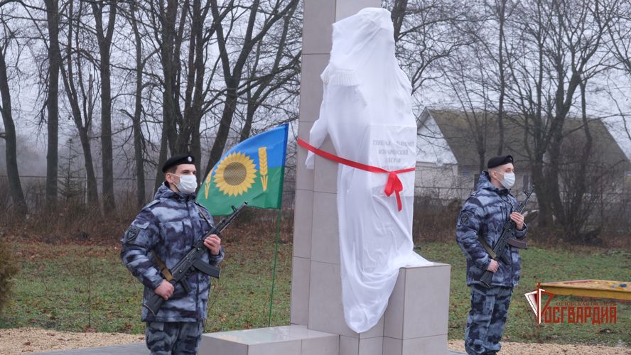 Памятник родоначальнику войск правопорядка России открыт в Орловской области