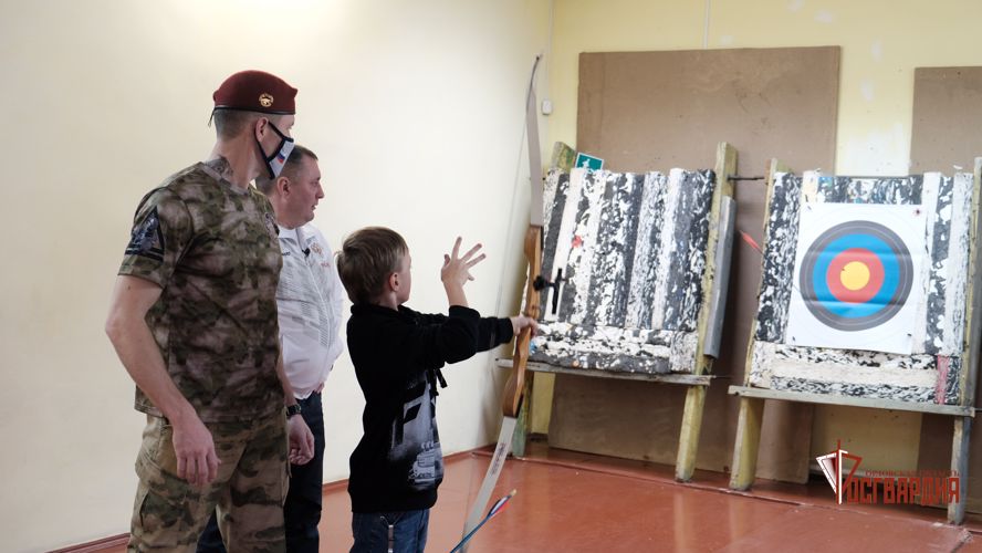 «Дед Мороз специального назначения» исполнил мечту двух братьев из Орла