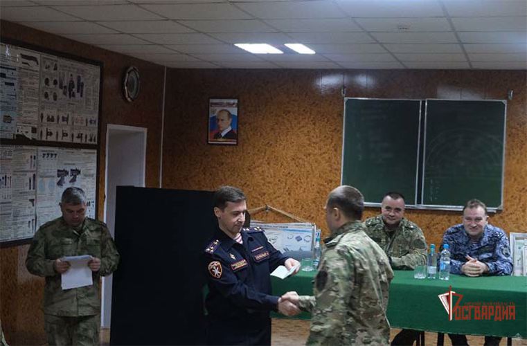 За участие в СВО орловским росгвардейцам вручили госнаграды