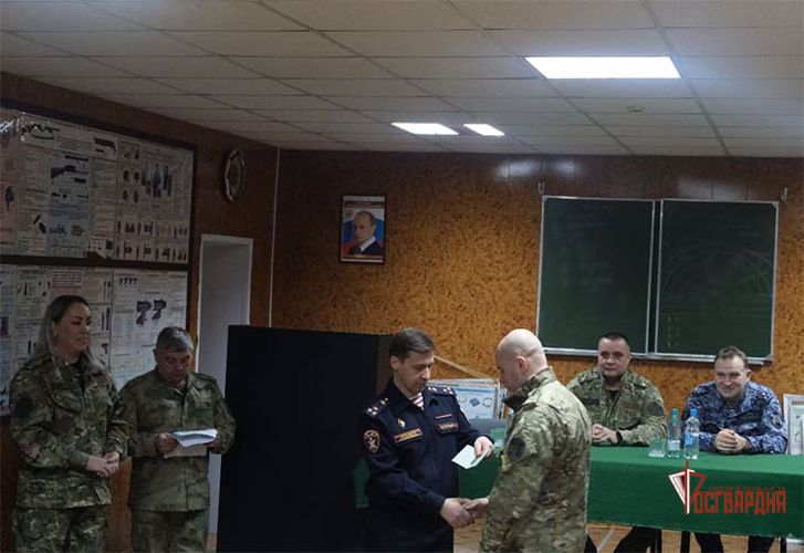 За участие в СВО орловским росгвардейцам вручили госнаграды