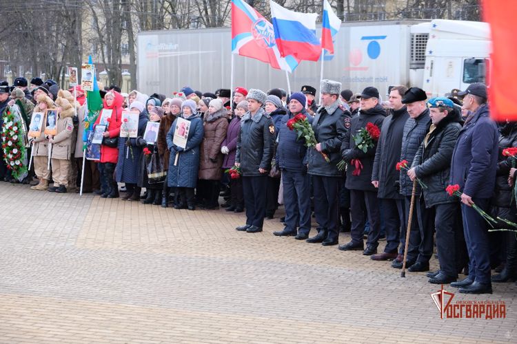 Орловские росгвардейцы почтили память воинов-интернационалистов