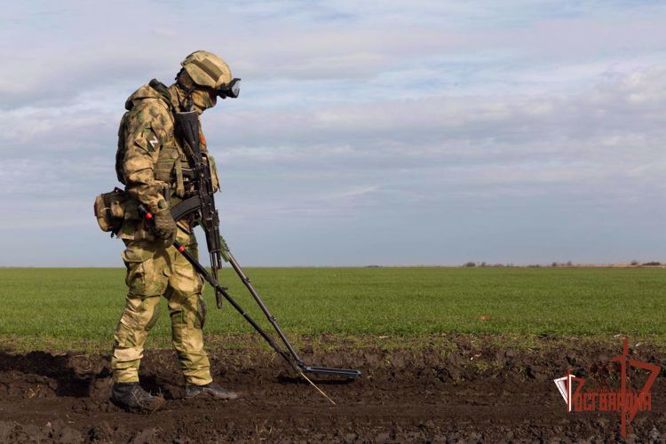 Росгвардия показала работу саперов в районе специальной военной операции (видео)