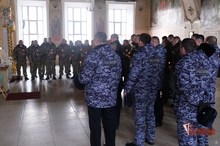 Орловские росгвардейцы посетили Богоявленский собор