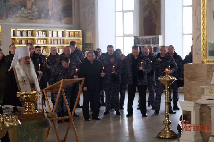 Орловские росгвардейцы посетили Богоявленский собор