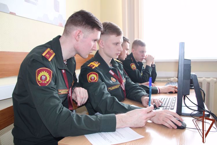 В Росгвардии впервые проводится всероссийская олимпиада по информационным технологиям