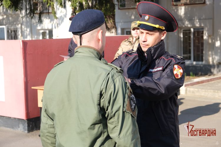 В Орле наградили военнослужащих и сотрудников Росгвардии — участников СВО