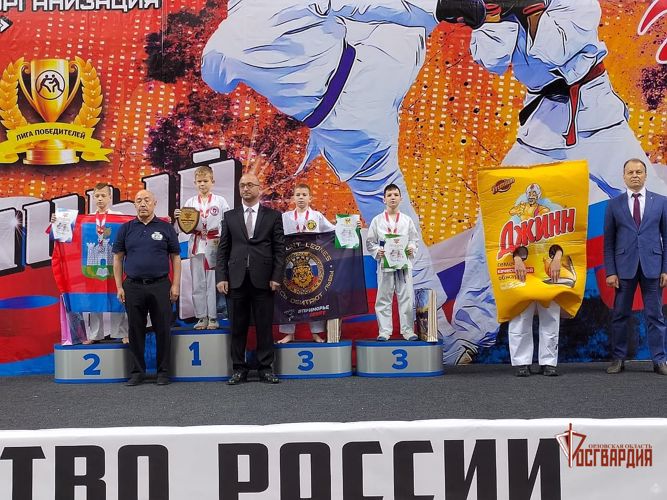 Серебряным призером Всероссийских соревнований по рукопашному бою стал сын росгвардейца из Орла
