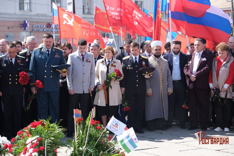 Накануне Дня Победы орловские росгвардейцы стали участниками митинга Памяти