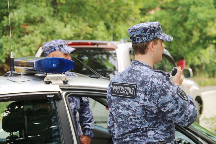 Росгвардейцы задержали буйного посетителя в медицинском учреждении Орла