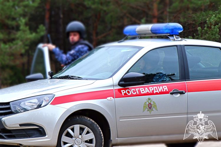Представитель Росгвардии рассказал радиослушателям о мерах защиты недвижимости