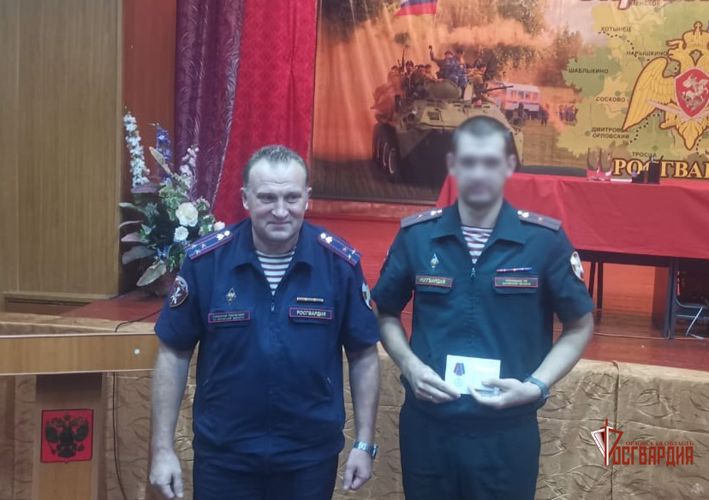 Орловским росгвардейцам вручены государственные и ведомственная награды