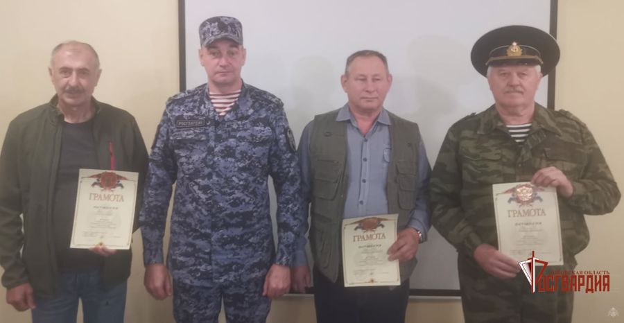 В Орле сотрудники Росгвардии устроили соревнования по стрельбе для ветеранов