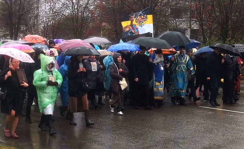 В Орле Росгвардейцы приняли участие в крестном ходе