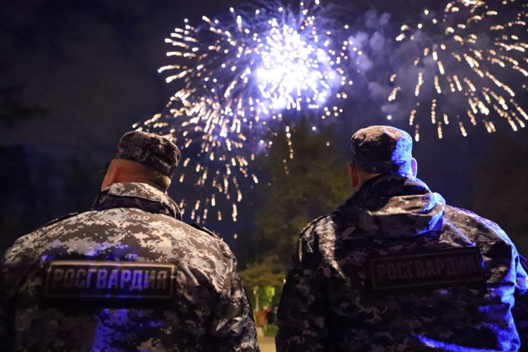 В новогоднюю ночь росгвардейцы обеспечили безопасность жителей Орловской области