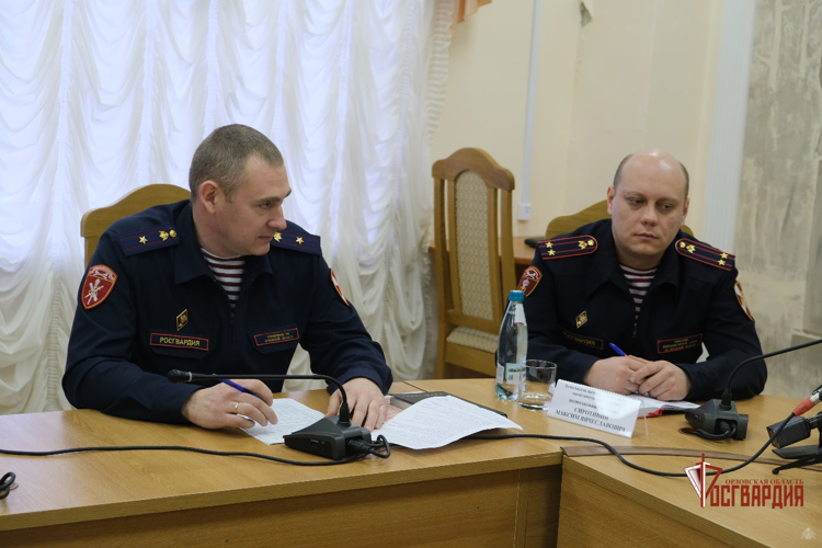 В Орле прошла пресс-конференция начальника регионального Управления Росгвардии