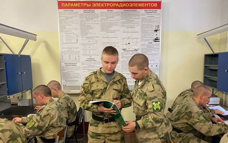 Росгвардия приглашает в  ведомственные военные институты