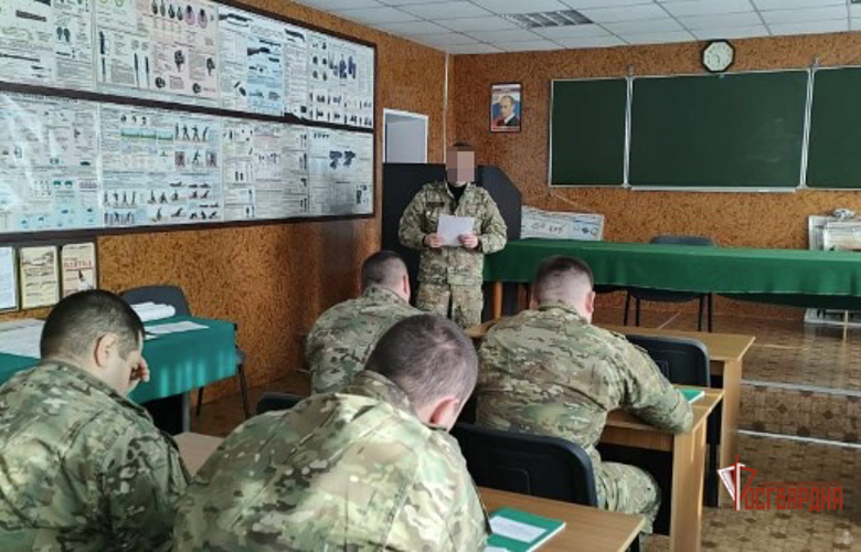 Орловские росгвардейцы сдают зачеты по управлению автотранспортом