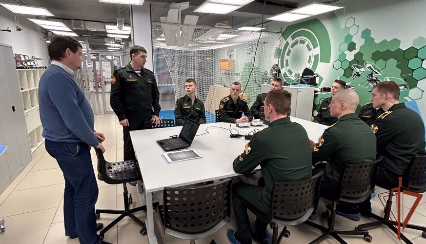 Росгвардия приглашает в  ведомственные военные институты