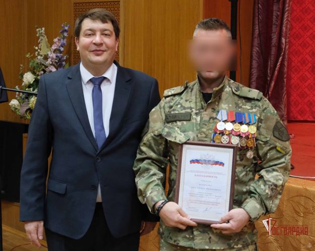 В Орле поздравили сотрудников и ветеранов ОМОН «Крепость»