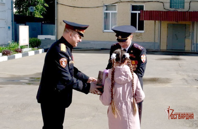 Орловские росгвардейцы подвели итоги конкурса рисунков ко Дню Победы