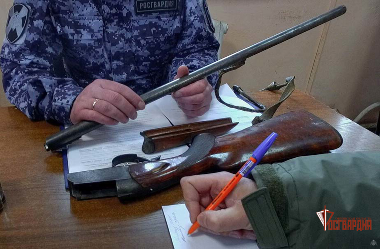 Пять единиц оружия за неделю росгвардейцы изъяли у жителей Орловской области
