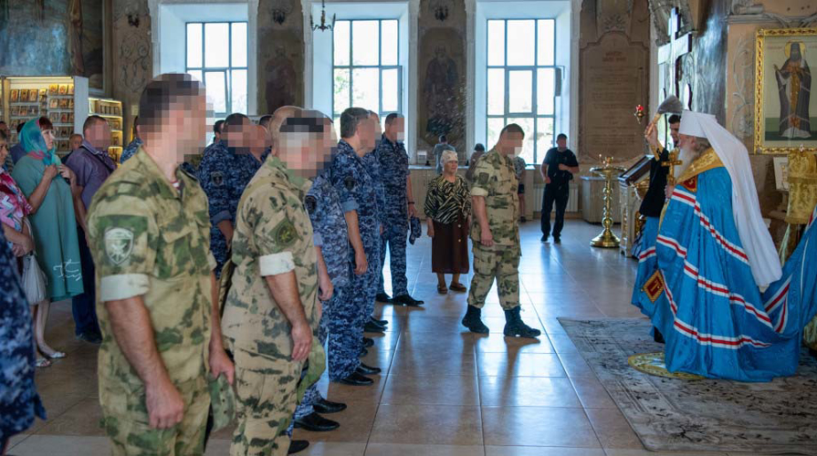 Орловские росгвардейцы приняли участие в традиционном молебне святому князю Владимиру