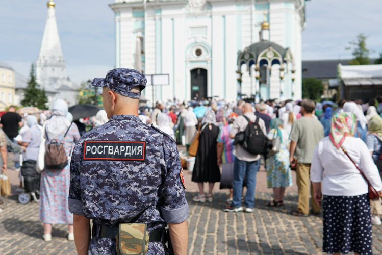 Росгвардейцы приняли участие в праздничных мероприятиях, посвященных Дню памяти преподобного Сергия Радонежского