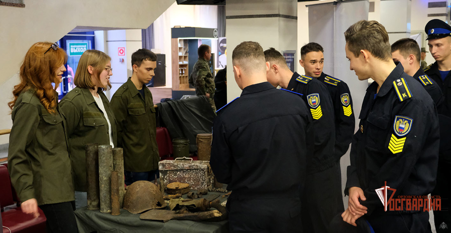 Академический ансамбль песни и пляски Росгвардии выступил с концертом в Орловской области (видео)
