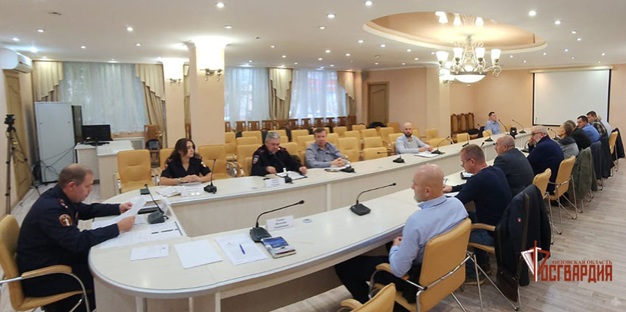 Совещание с представителями объектов ТЭК прошло в Управлении Росгвардии по Орловской области