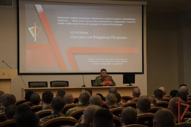 Орловские росгвардейцы отметили 100-летие со дня рождения генерал-майора Николая Андрианова