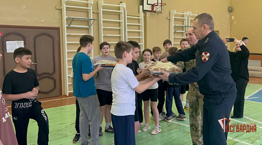 Орловские росгвардейцы рассказали школьникам о подвигах ленинградцев во время блокады