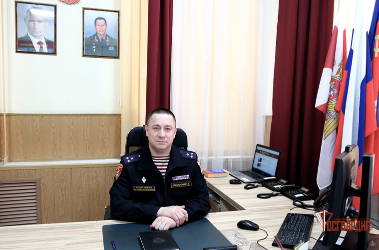Начальник Управления Росгвардии по Орловской области поздравил женщин с Международным женским днем