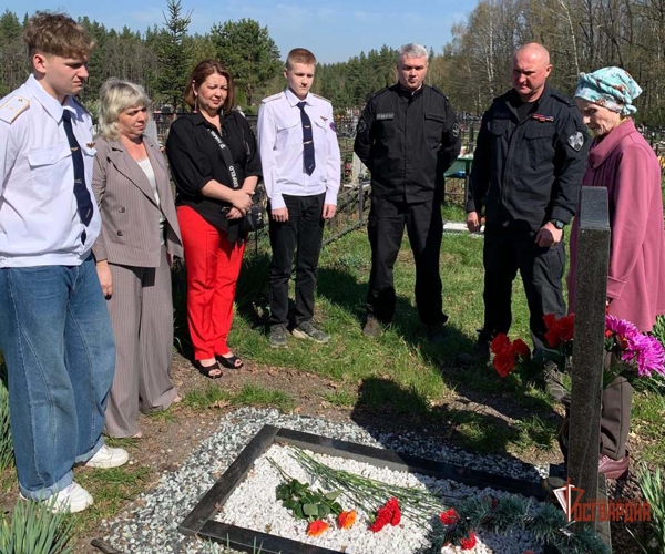 Бойцы ОМОН «Крепость» почтили память кавалера ордена Мужества Владислава Лапочкина