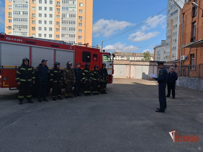 В Управлении вневедомственной охраны по Орловской области прошли тренировки по действиям личного состава в случае возникновения пожара