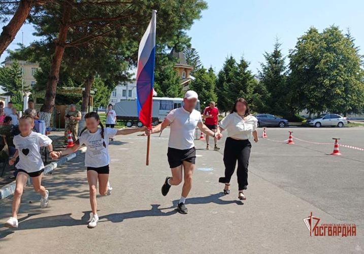 В Орле Росгвардия провела эстафету «Папа, мама, я - спортивная семья»