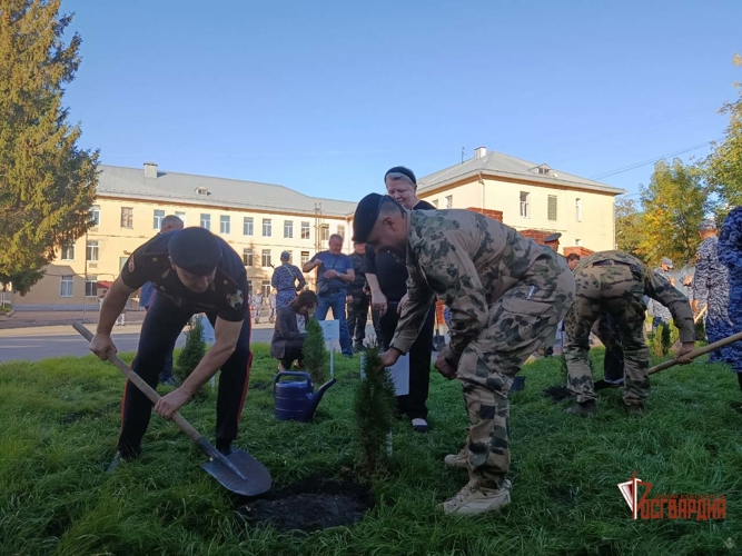 Росгвардейцы заложили Аллею Памяти в честь погибших коллег