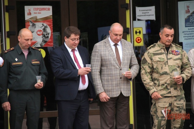 Представители Управления Росгвардии провели открытый урок по противодействию терроризму для орловских школьников и студентов