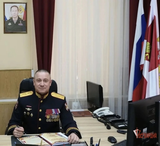 Начальник Управления Росгвардии по Орловской области генерал- майор полиции Сергей Ольшанский поздравил личный состав ведомства с наступающим Новым годом и Рождеством