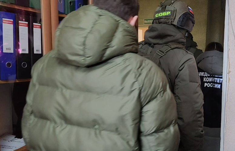 В Орле при поддержке СОБР «Орёл» задержан сотрудник муниципального предприятия