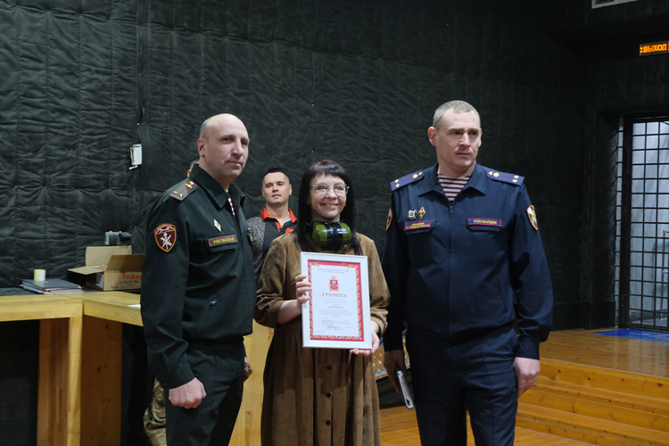 Росгвардия провела турнир по стрельбе среди представителей СМИ