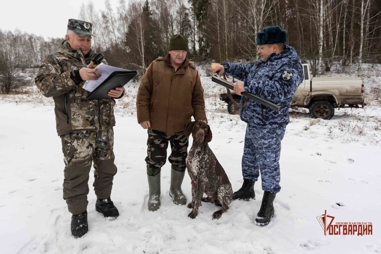 Сотрудники подразделений государственного контроля и лицензионно-разрешительной работы Росгвардии отмечают профессиональный праздник