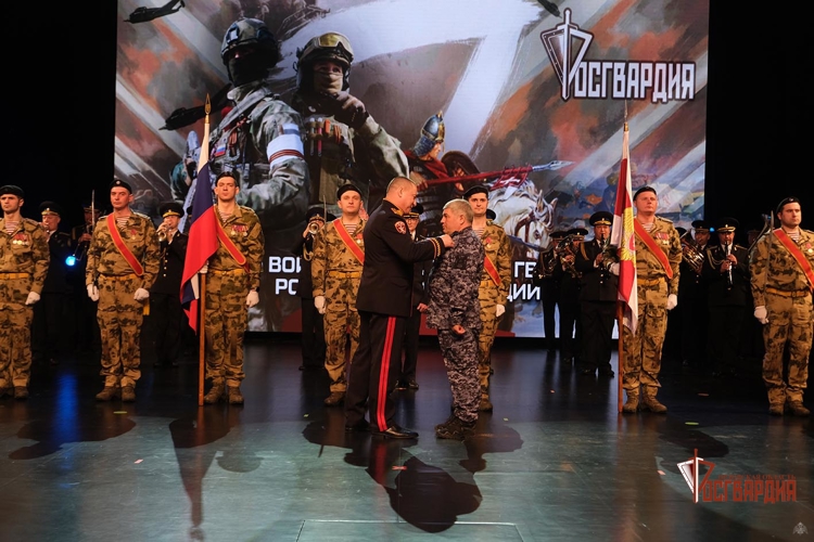 В Орле росгвардейцы отметили 10-летний юбилей ведомства