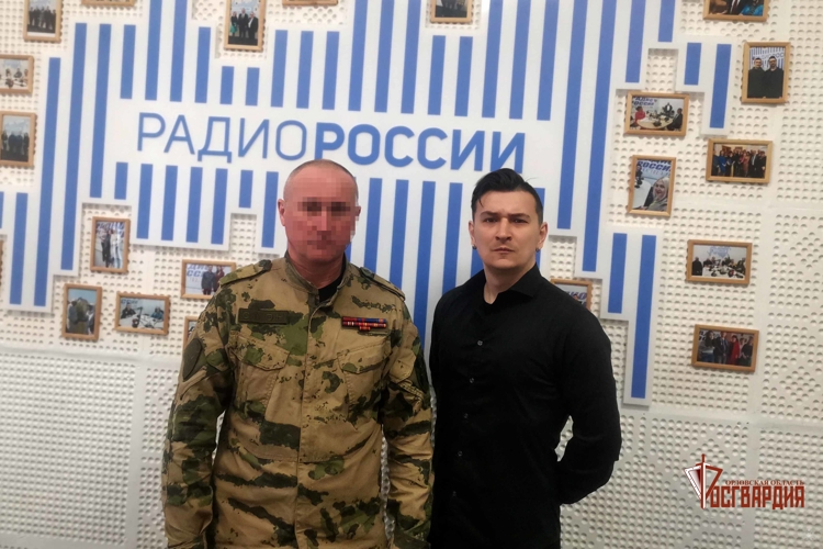 Офицер Росгвардии рассказал радиослушателям о 10-летии ведомства и 215-летии войск правопорядка