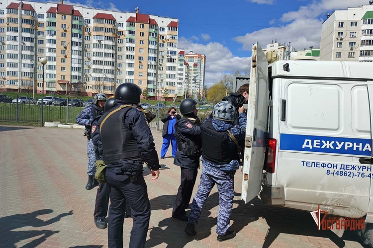 В Орле росгвардейцы приняли участие во всероссийском антитеррористическом учении