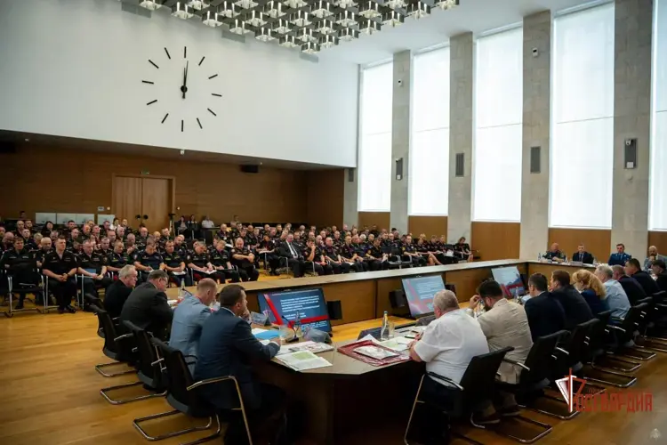Сотрудник регионального Управления Росгвардии принял участие во Всероссийском совещании-семинаре по вопросам развития вневедомственной охраны