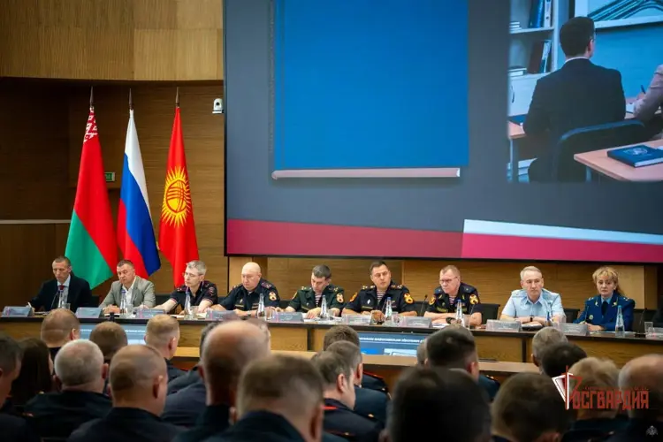 Сотрудник регионального Управления Росгвардии принял участие во Всероссийском совещании-семинаре по вопросам развития вневедомственной охраны
