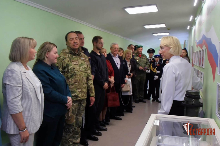 Представитель Росгвардии принял участие в патриотическом мероприятии в детском саду города Орла  